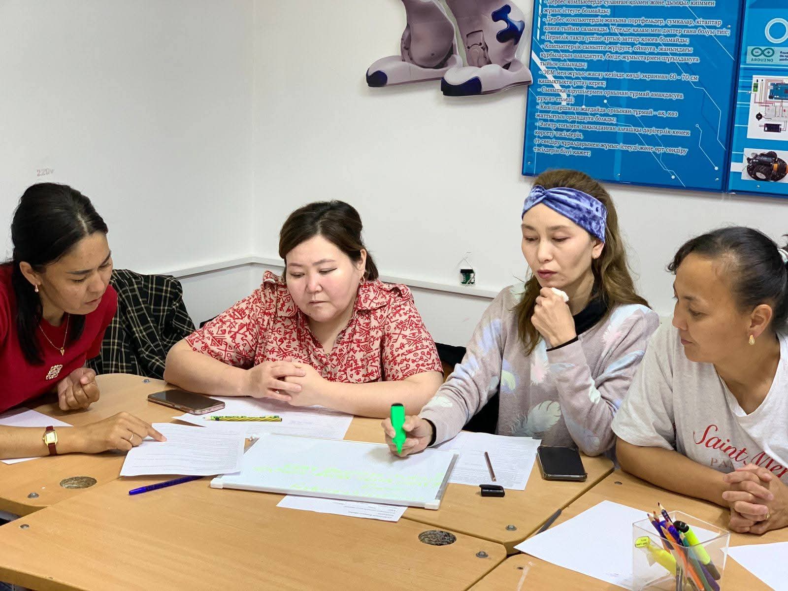 «Бала еңбегін пайдалануға жол жоқ» және «Жаз мезгіліндегі бала қауіпсіздігі»
